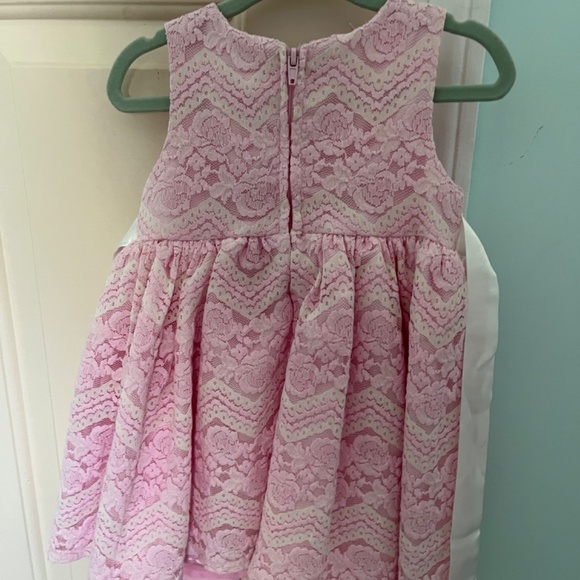 Pink lace dress for girls or baby 18 M - Picture 2 of 4